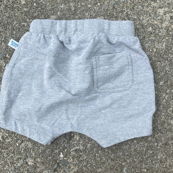 Toddler Rugged Butt Outfit - Picture 8 of 8